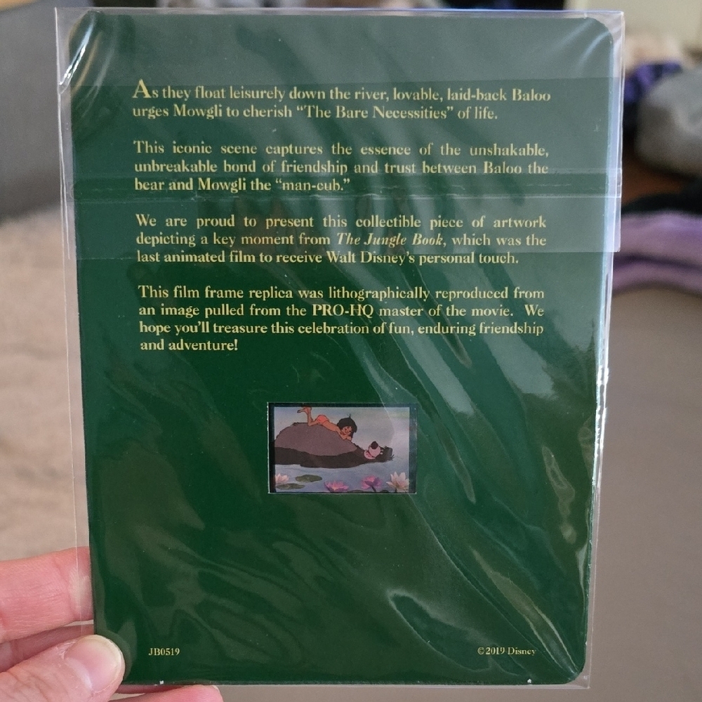 Disney Jungle Book Green Card with Gold Design - Picture 2 of 2